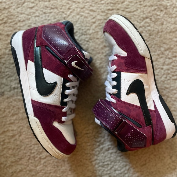 Nike 7W Morgan Mid 2 - Picture 3 of 6